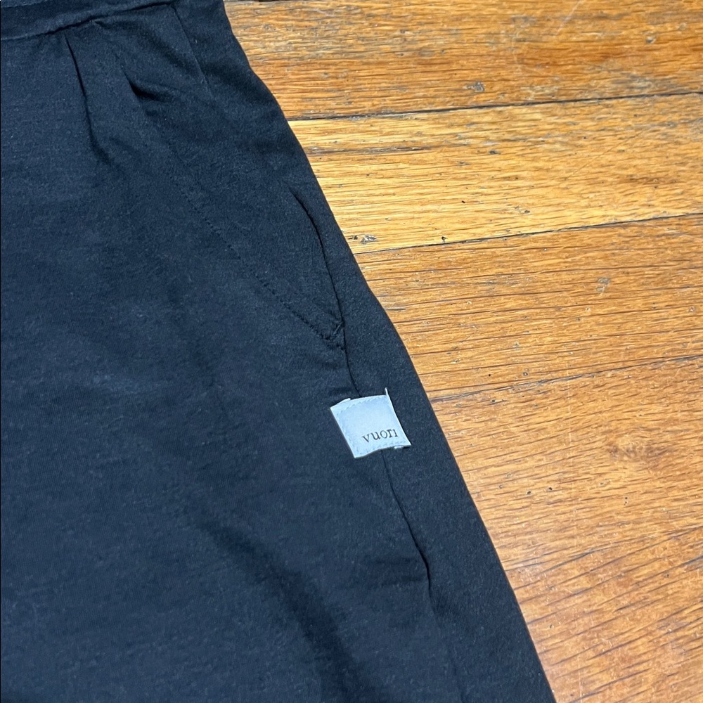 Vuori Women’s Falls Jumpsuit in Heathered Black, size XL - Picture 8 of 15